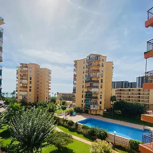 https://apartamento-primera-lnea-de-playa-en-tres-caballos-playamar.es-andalucia.com